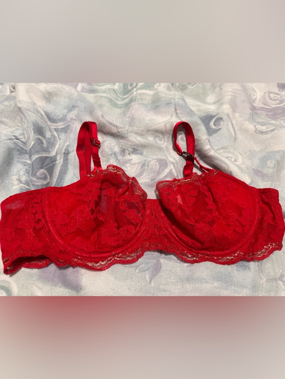 NWT Victoria's Secret Red Lace Underwire Bra